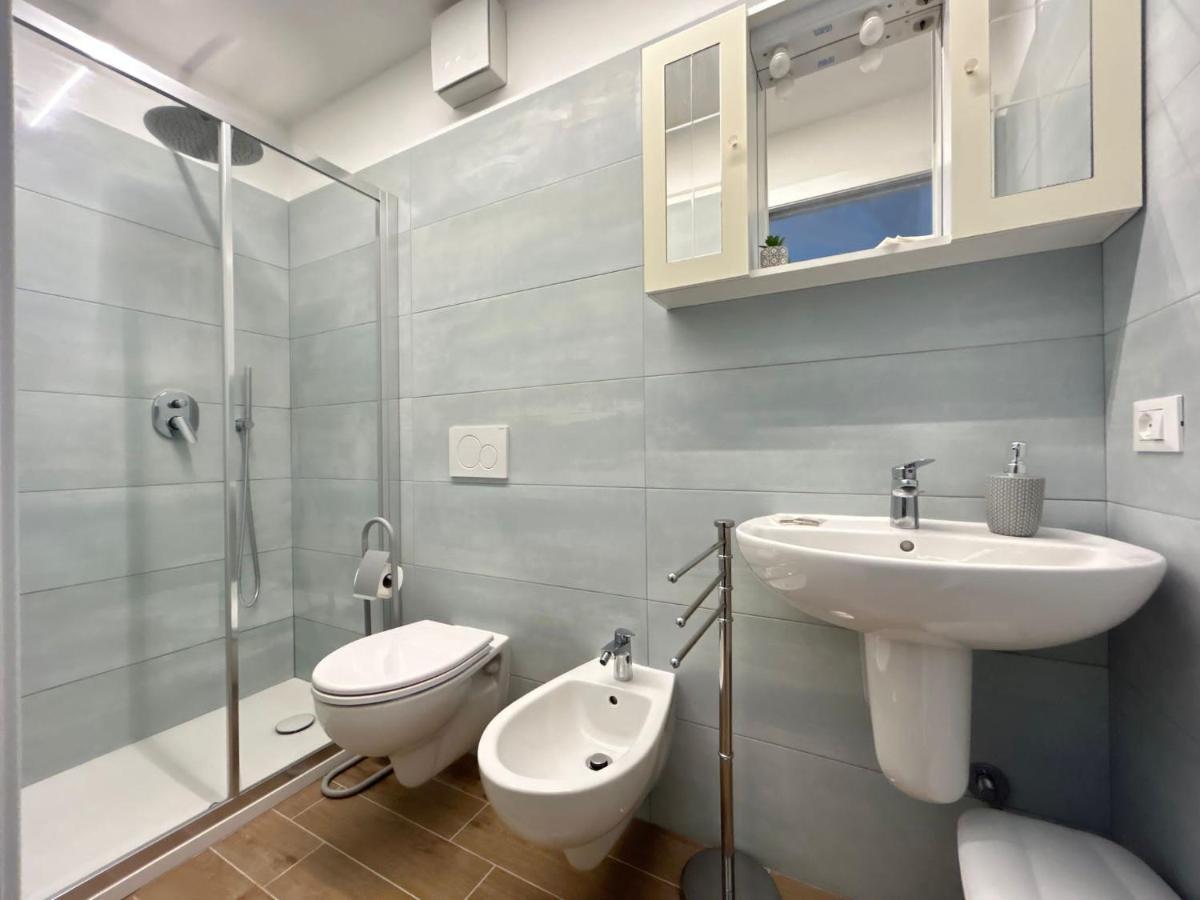 チェルヴォ La Finestra Sul Borgo Bed & Breakfast エクステリア 写真